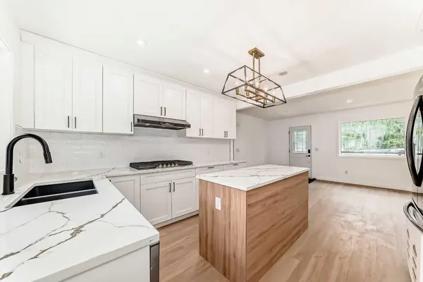 264 99 AVE SE, Calgary, AB T2J0J1