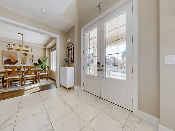 160 Mondial CRES, East Gwillimbury, ON L9N 0S1