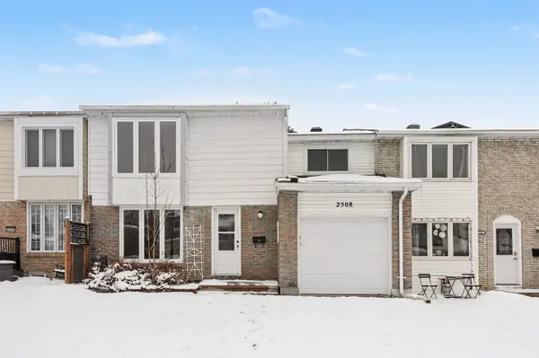 2508 Autumn Hill CRES, Blackburn Hamlet, ON K1B 4M7