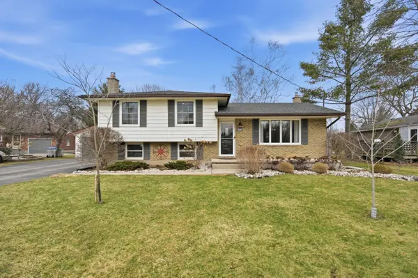 207 Simcoe CT, Middlesex Centre, ON N0L 1R0