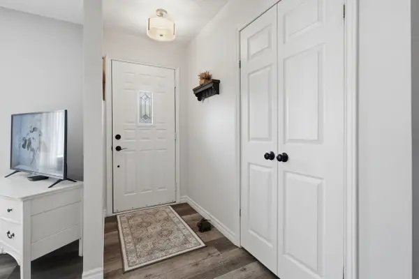 207 Simcoe CT, Middlesex Centre, ON N0L 1R0