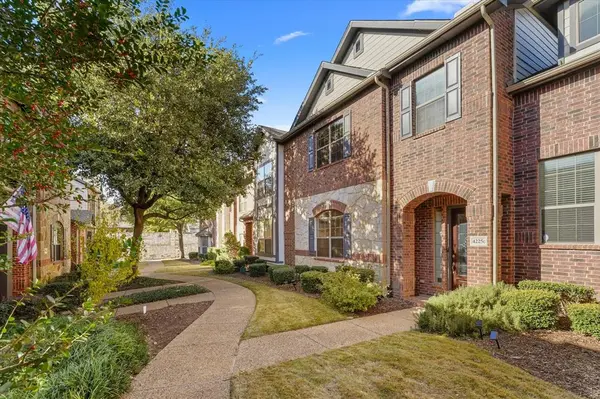 4225 Swan Forest Drive #C, Carrollton, TX 75010