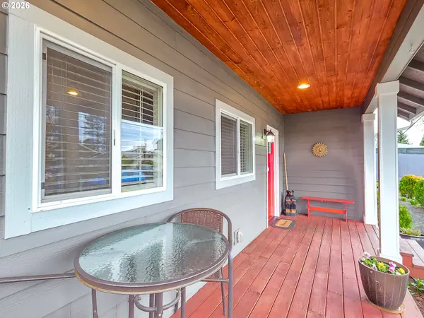 1214 N CLARK ST, Cornelius, OR 97113