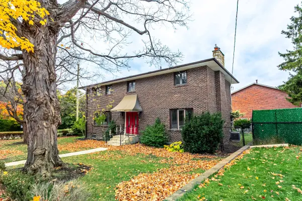 60 Scott ST, Brampton, ON L6V 1S3