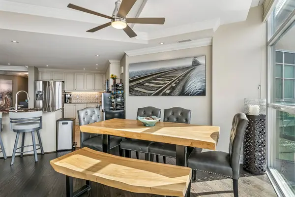 9 George ST #PH01, Brampton, ON L6Y 0T6