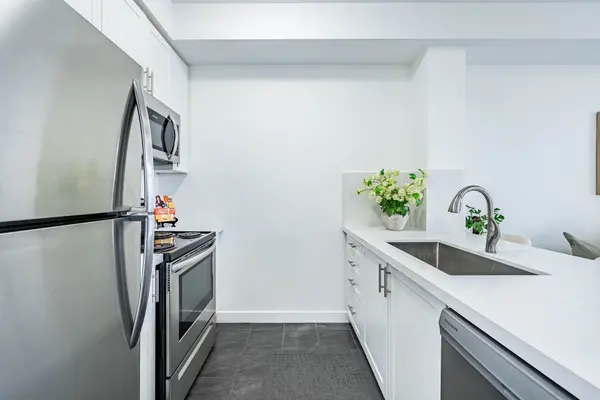 125 Shoreview PL #337, Hamilton, ON L8E 0K3