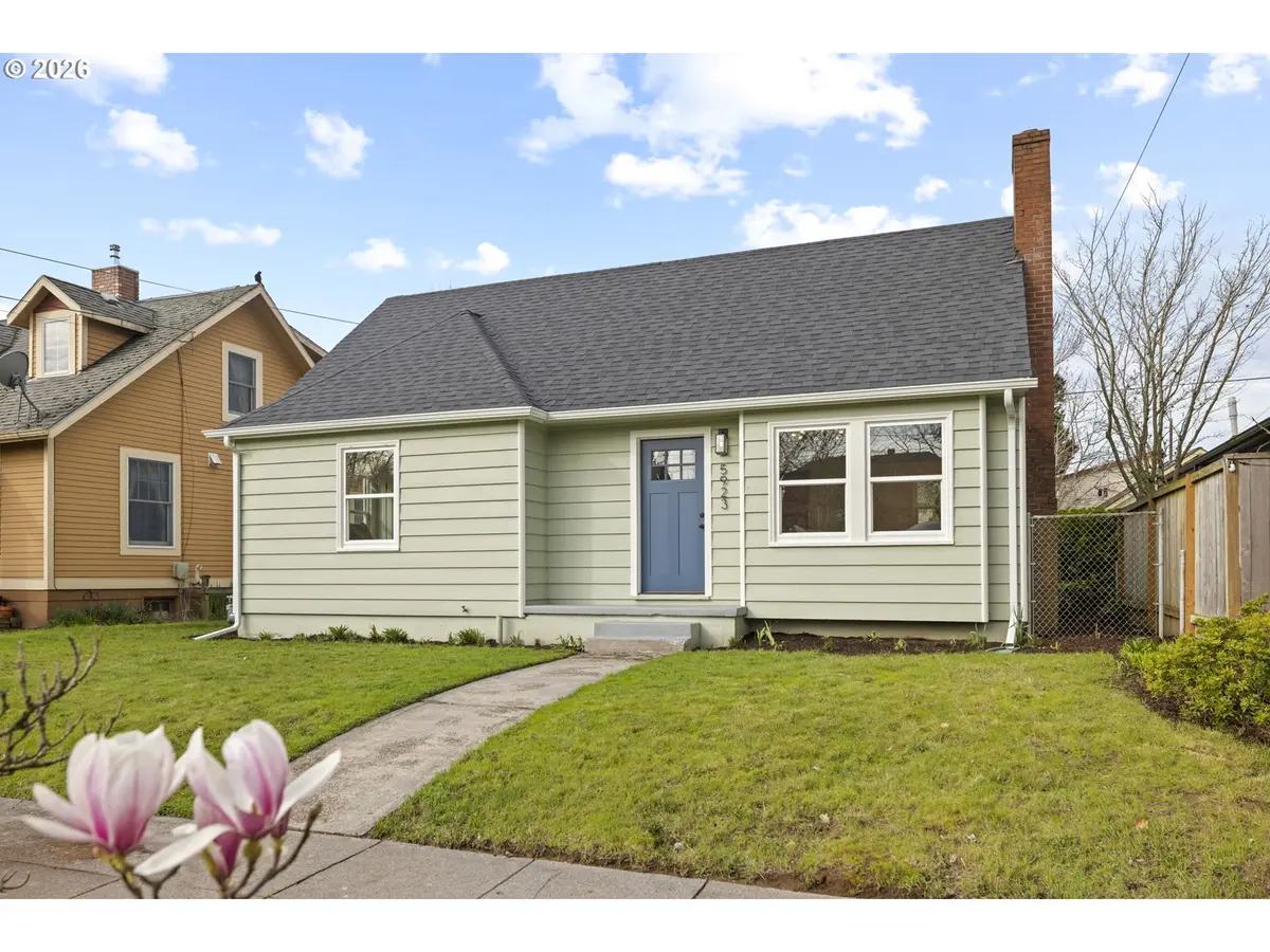 5923 N DETROIT AVE, Portland, OR 97217