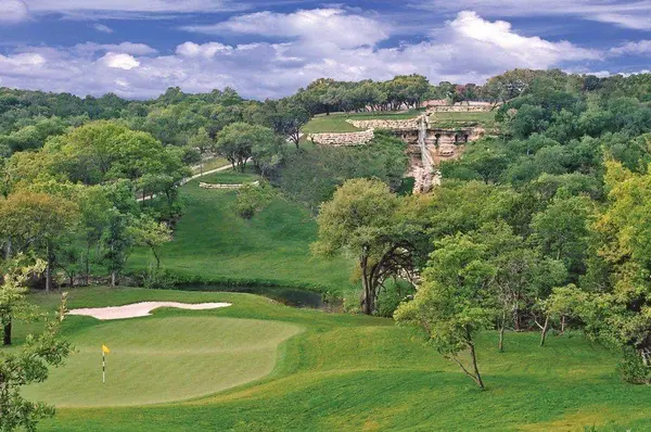 6217 Montrose Street, Cleburne, TX 76033