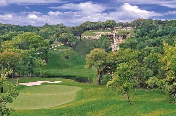 6217 Montrose Street, Cleburne, TX 76033