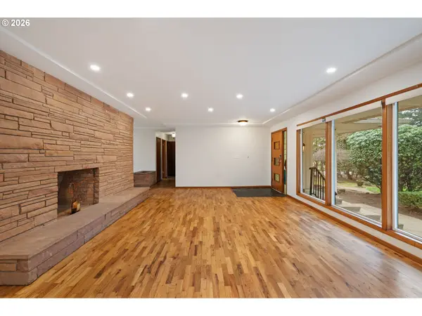 21525 SE OAK ST, Gresham, OR 97030