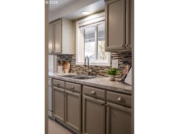 6906 NE 54TH ST, Vancouver, WA 98661