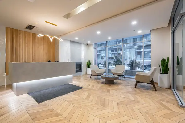 15 Bruyeres Mews #1008, Toronto C01, ON M5V 0A7