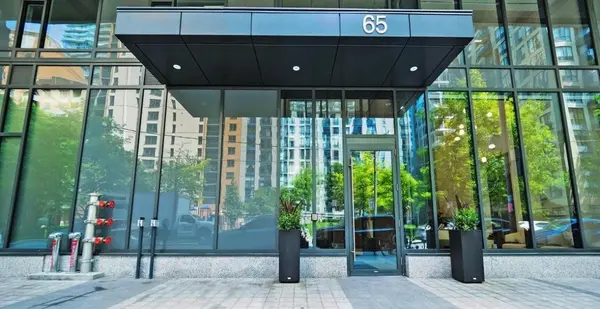 65 Mutual ST #2404, Toronto C08, ON M5B 0E5