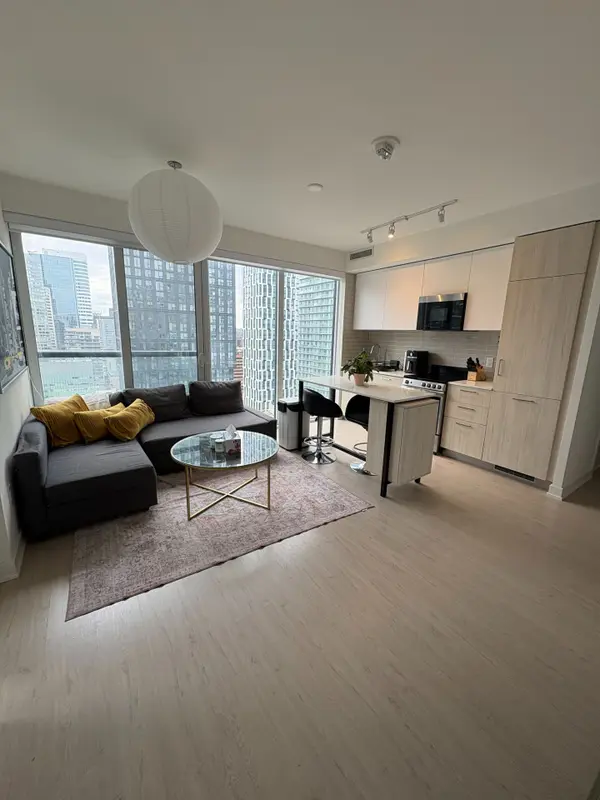 65 Mutual ST #2404, Toronto C08, ON M5B 0E5