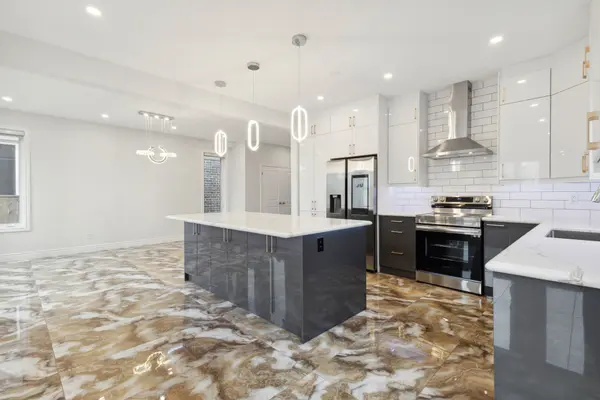 1707 Aukett DR, London North, ON N5X 0N2