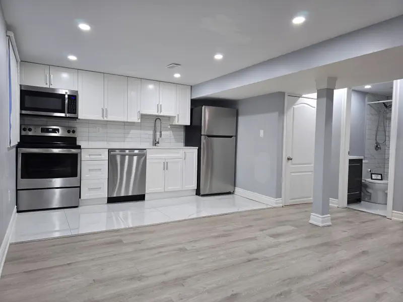 366 East 23rd ST #Lower, Hamilton, ON L8V 2X6