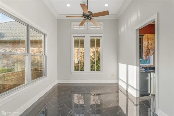 105 Esplanade Court, Bossier City, LA 71111