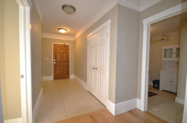 140 Cedar Island RD #311, Orillia, ON L3V 1T1