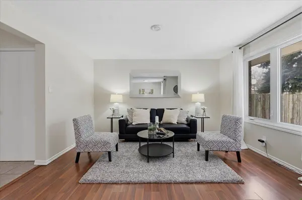 375 Kingscourt DR #42, Waterloo, ON N2K 3N7