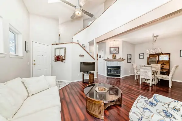 1906 Patterson VW SW, Calgary, AB T3H 3J9