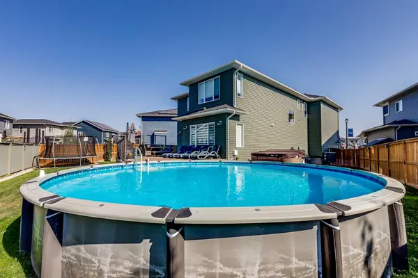 1621 Bayside GN SW, Airdrie, AB T4B 5E8