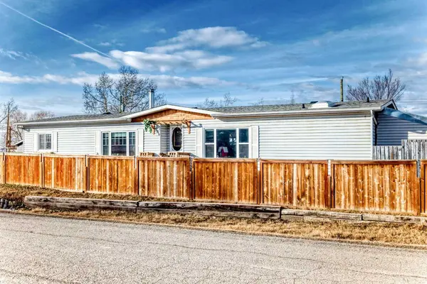 11401 86 ST SE,  Calgary,  AB T3S 0A3