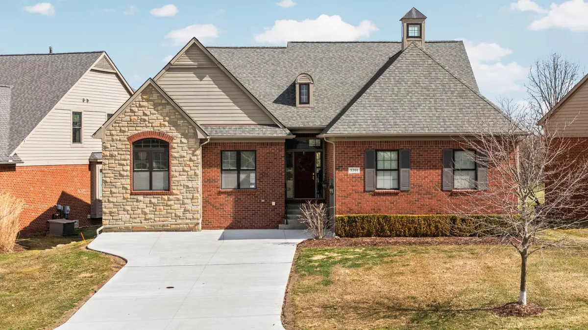5391 Pinnacle CT, Pittsfield Charter Twp, MI 48108