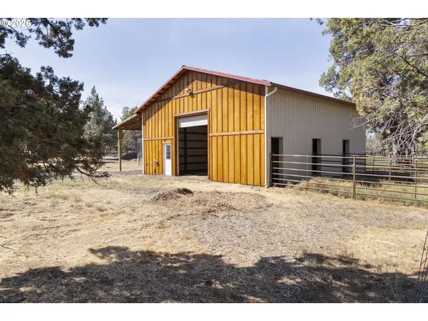 17500 FORKED HORN DR, Sisters, OR 97759