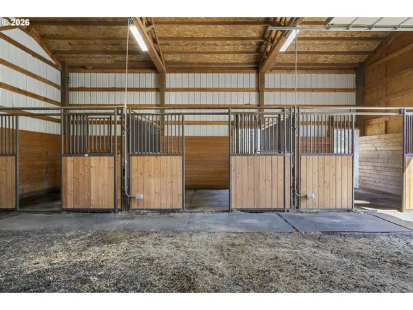 17500 FORKED HORN DR, Sisters, OR 97759