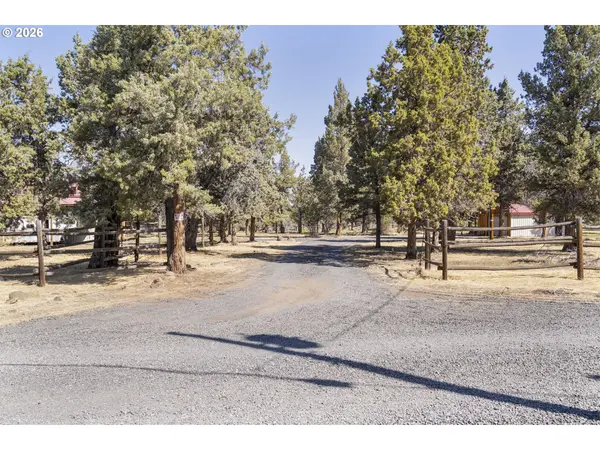 17500 FORKED HORN DR, Sisters, OR 97759