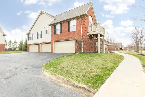 28235 Carlton Way DR, Novi City, MI 48377