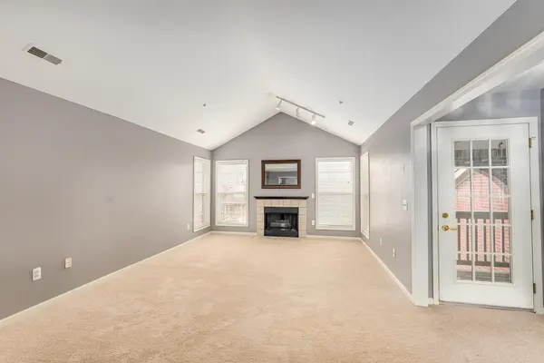 28235 Carlton Way DR, Novi City, MI 48377
