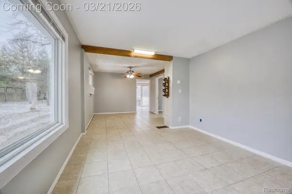 23675 Novi RD, Novi, MI 48375