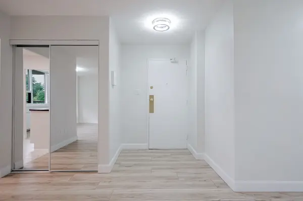 180 Markham RD #317, Toronto E08, ON M1M 2Z9