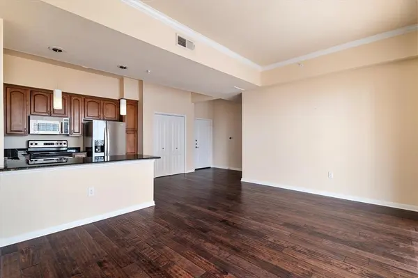 3225 Turtle Creek Boulevard #1009, Dallas, TX 75219