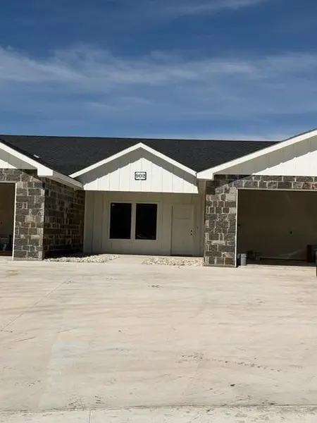 133 Winners Circle #902, Weatherford, TX 76087