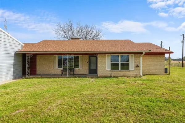411 Vz County Road 3609, Edgewood, TX 75117