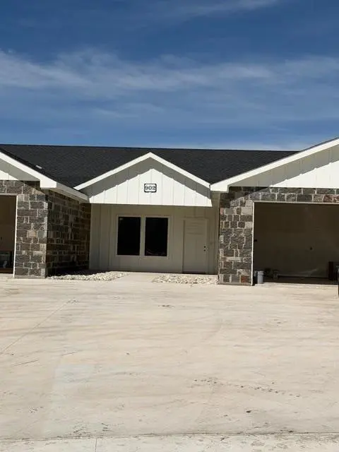 133 Winners Circle #902, Weatherford, TX 76087