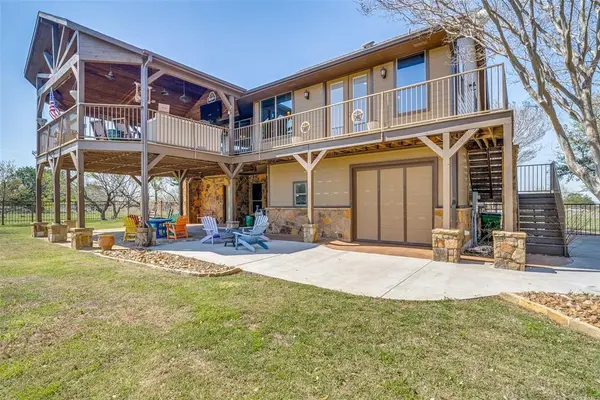 45 Muirfield Court, Graford, TX 76449