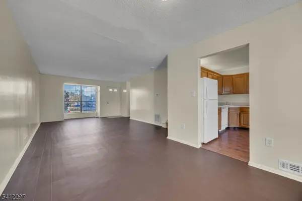 38 Daniel Dr, Franklin Twp., NJ 08823