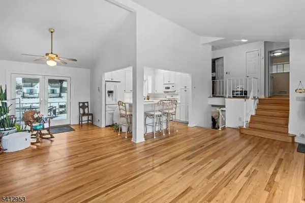 31 Ridge Ct, Cedar Grove Twp., NJ 07009