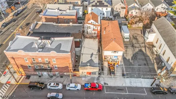 99 W 21st St, Bayonne City, NJ 07002