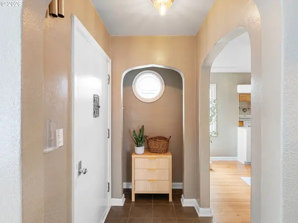 2005 COTTAGE ST SE, Salem, OR 97302