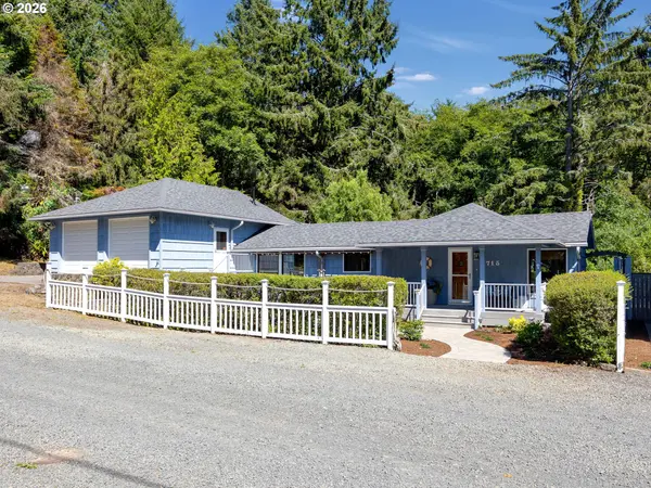 715 N LAUREL ST, Cannon Beach, OR 97110
