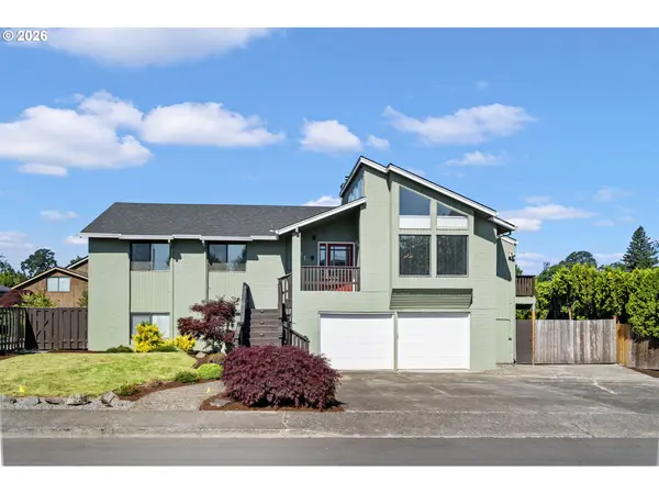 461 NE 16TH AVE, Hillsboro, OR 97124