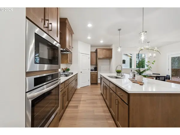 16546 SW Deer TER, Durham, OR 97224