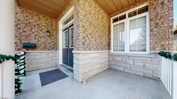 968 Coyston DR, Oshawa, ON L1K 3C6