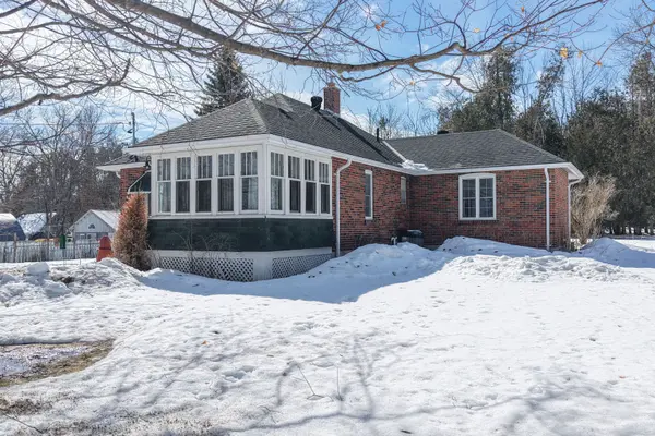 330 11 Line S, Oro-medonte, ON L0L 1T0