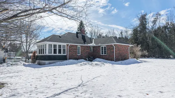 330 11 Line S, Oro-medonte, ON L0L 1T0