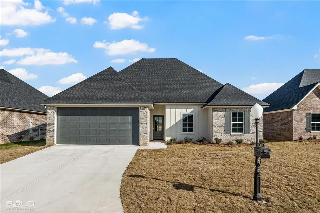 9513 Frenchmen, Shreveport, LA 71106